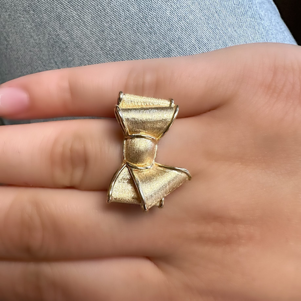 18K Gold Bow Charm Ring