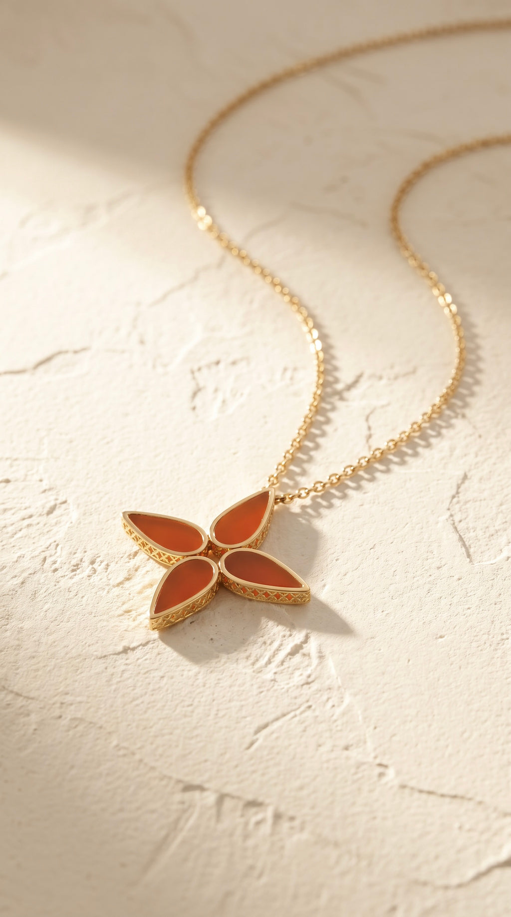 18K Yellow Gold Carnelian Flower Necklace