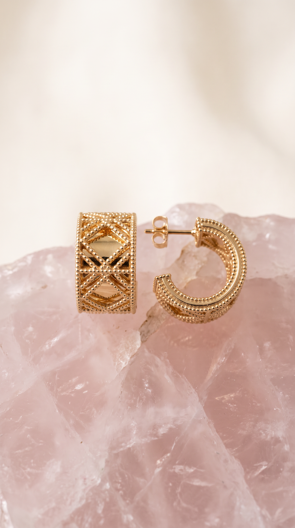 18K Yellow Gold Hoop Earring