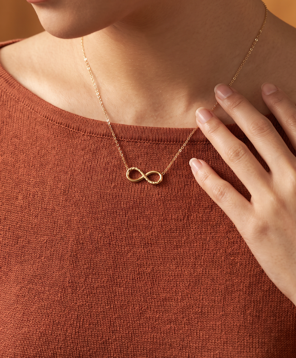 18K Yellow Gold Infinity Chain Necklace