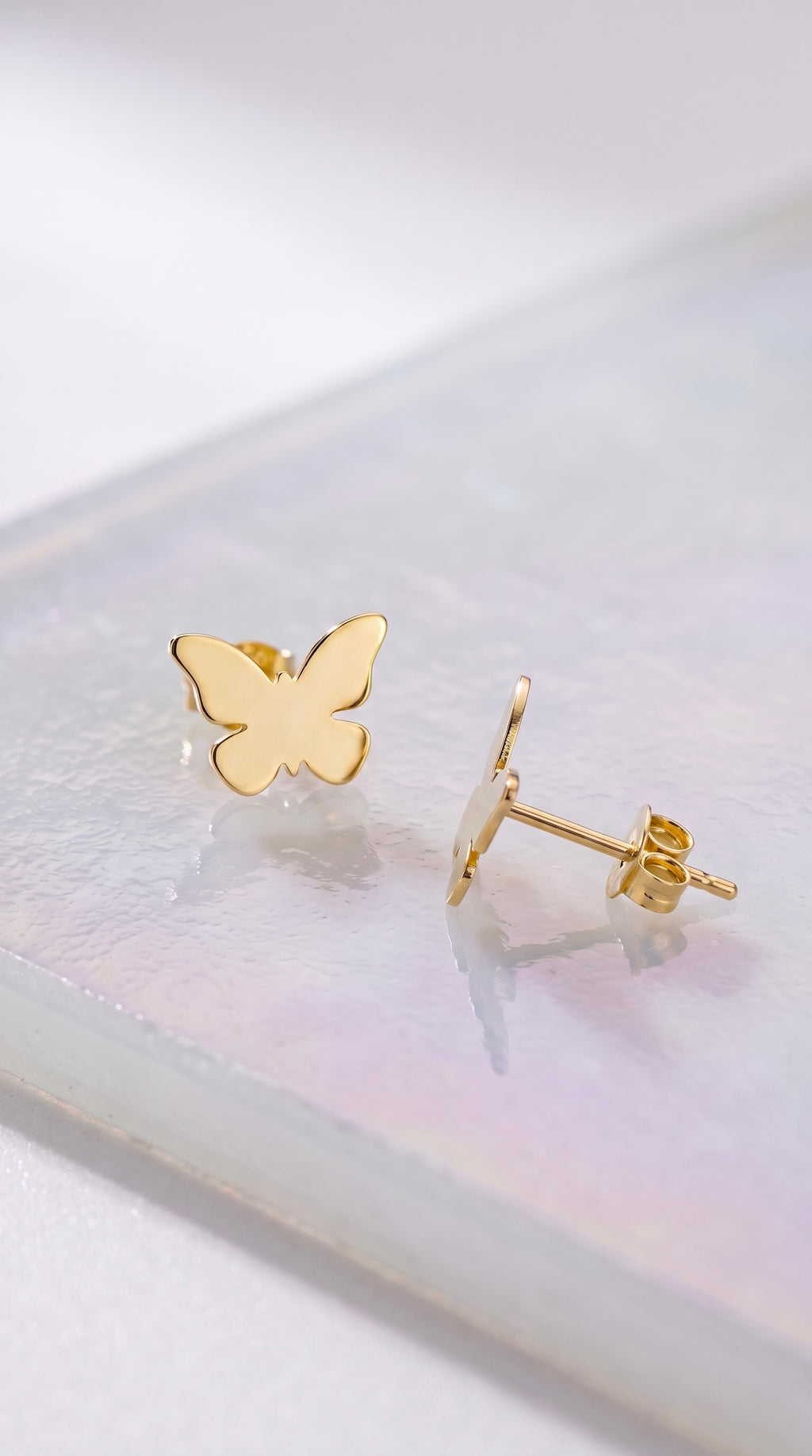 18K Yellow Gold Butterfly Stud Earring