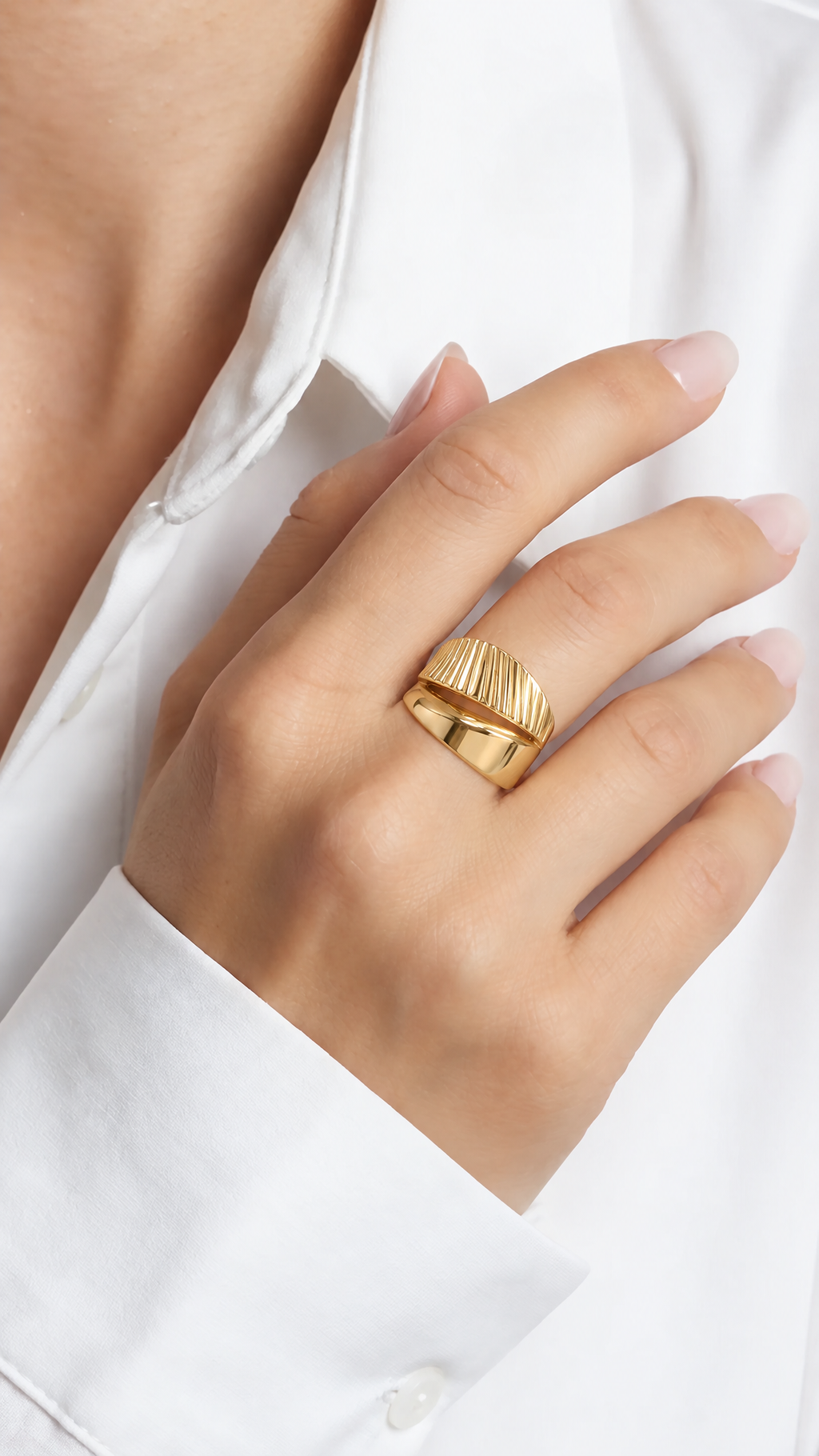 18K Yellow Gold Ring