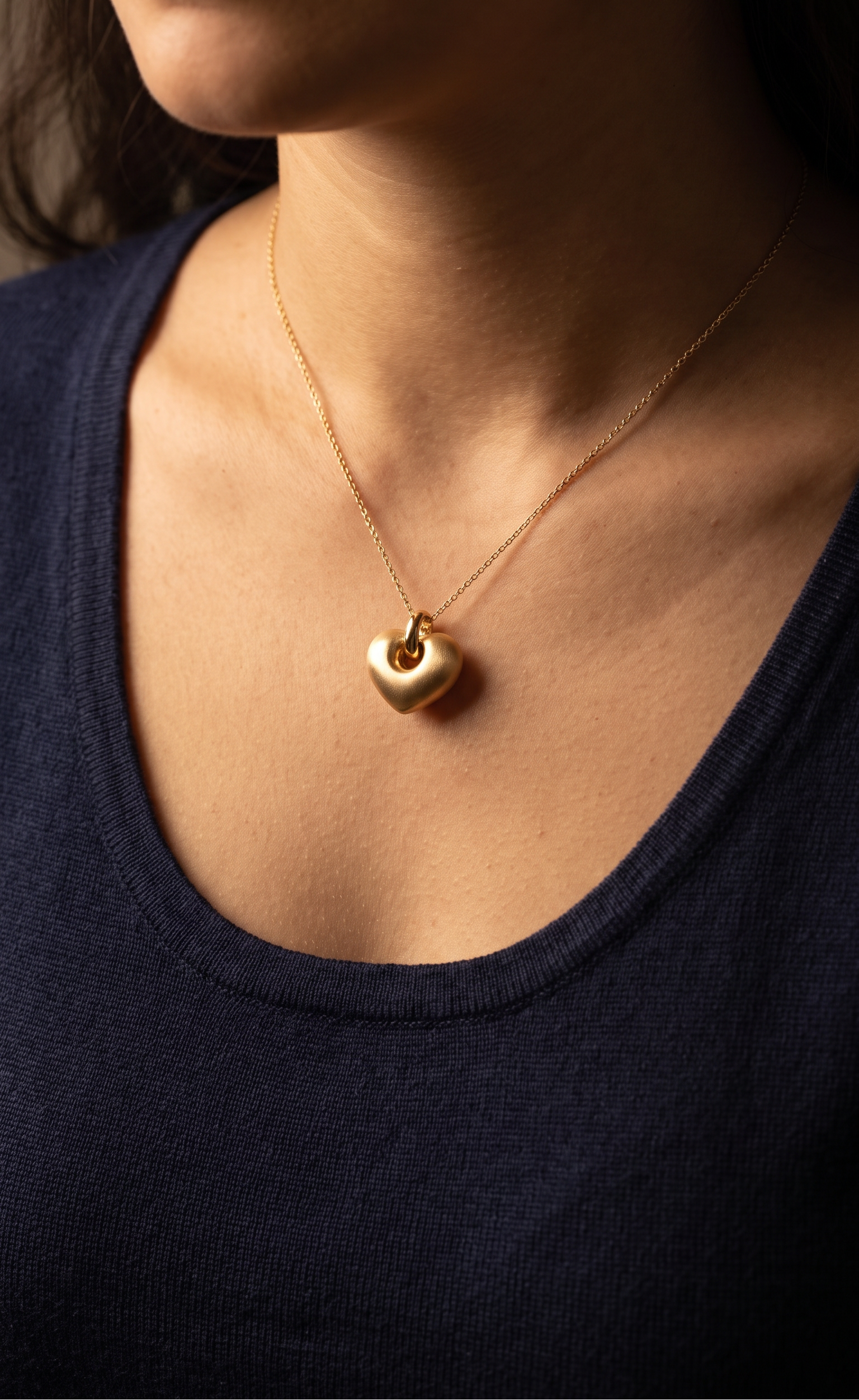 18K Yellow Gold Satin Heart Chain Necklace