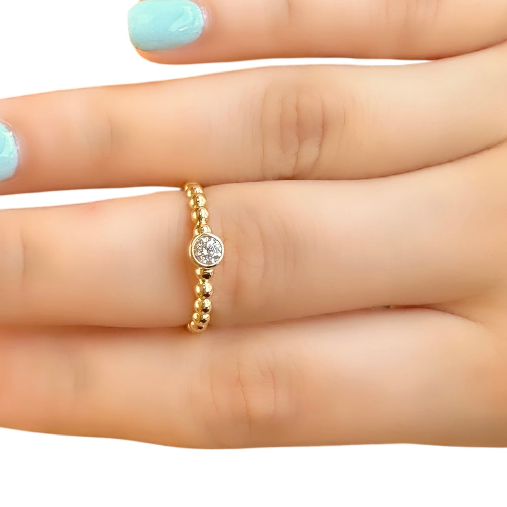 18K Gold CZ Charm Ring Size 7.5