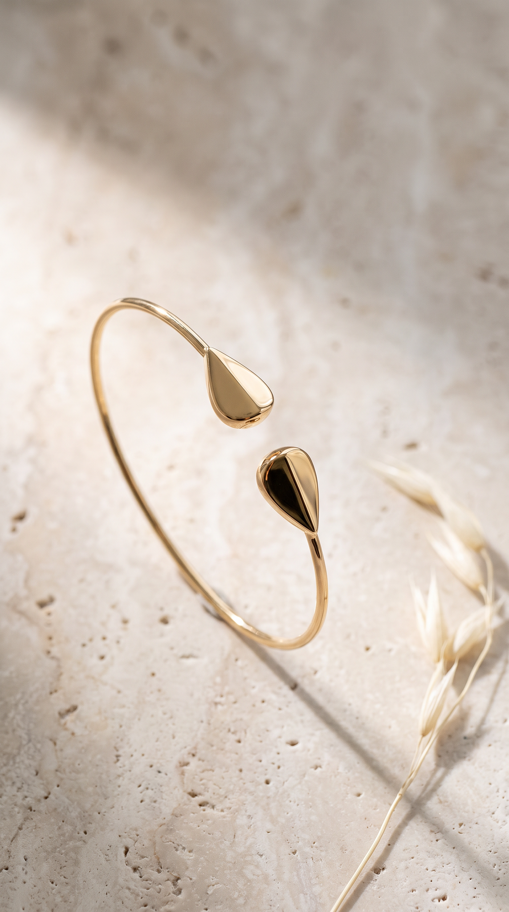 18K Yellow Gold Teardrop Cuff Bracelet