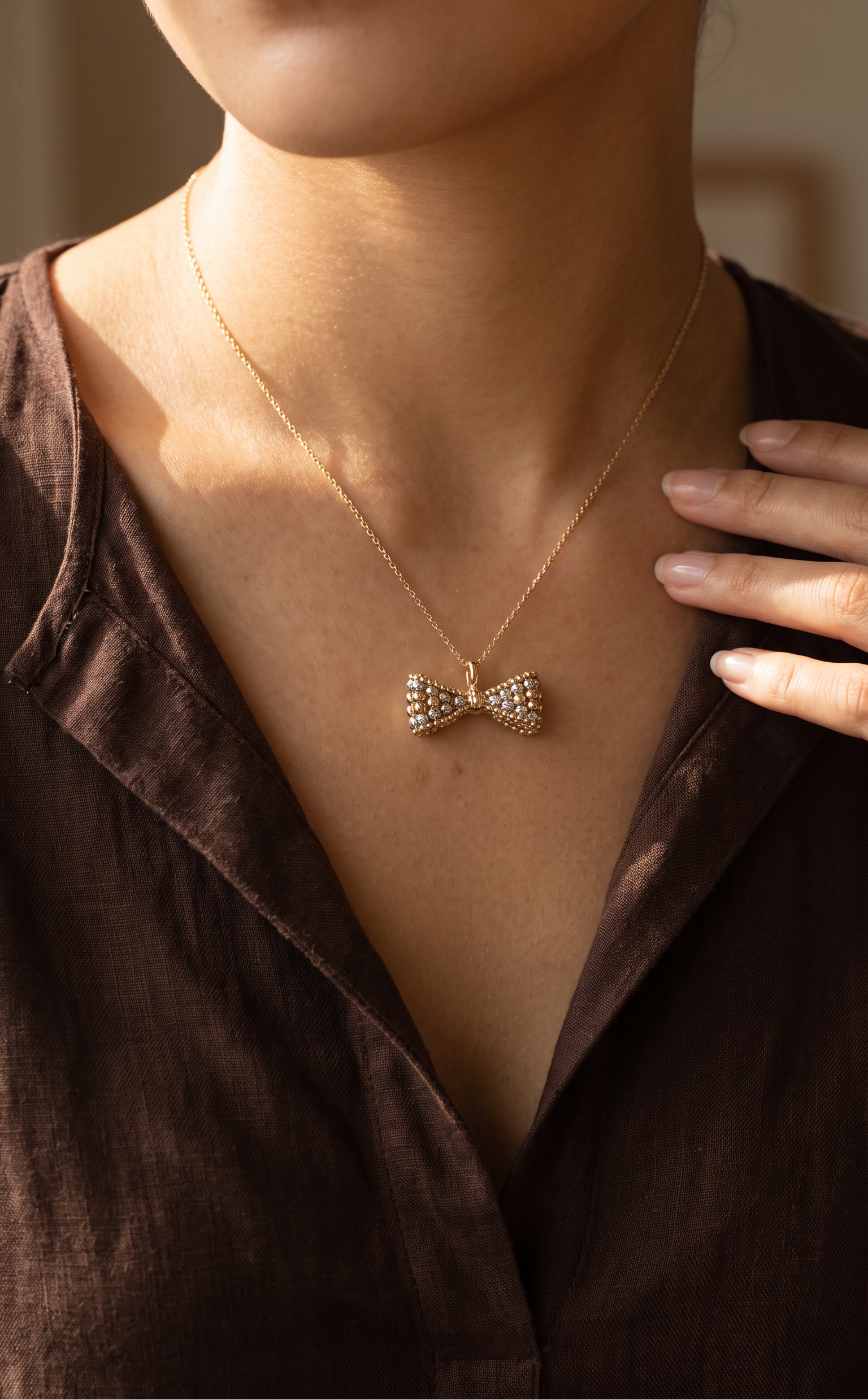 18K Two Tone Gold Bow Chain Necklace