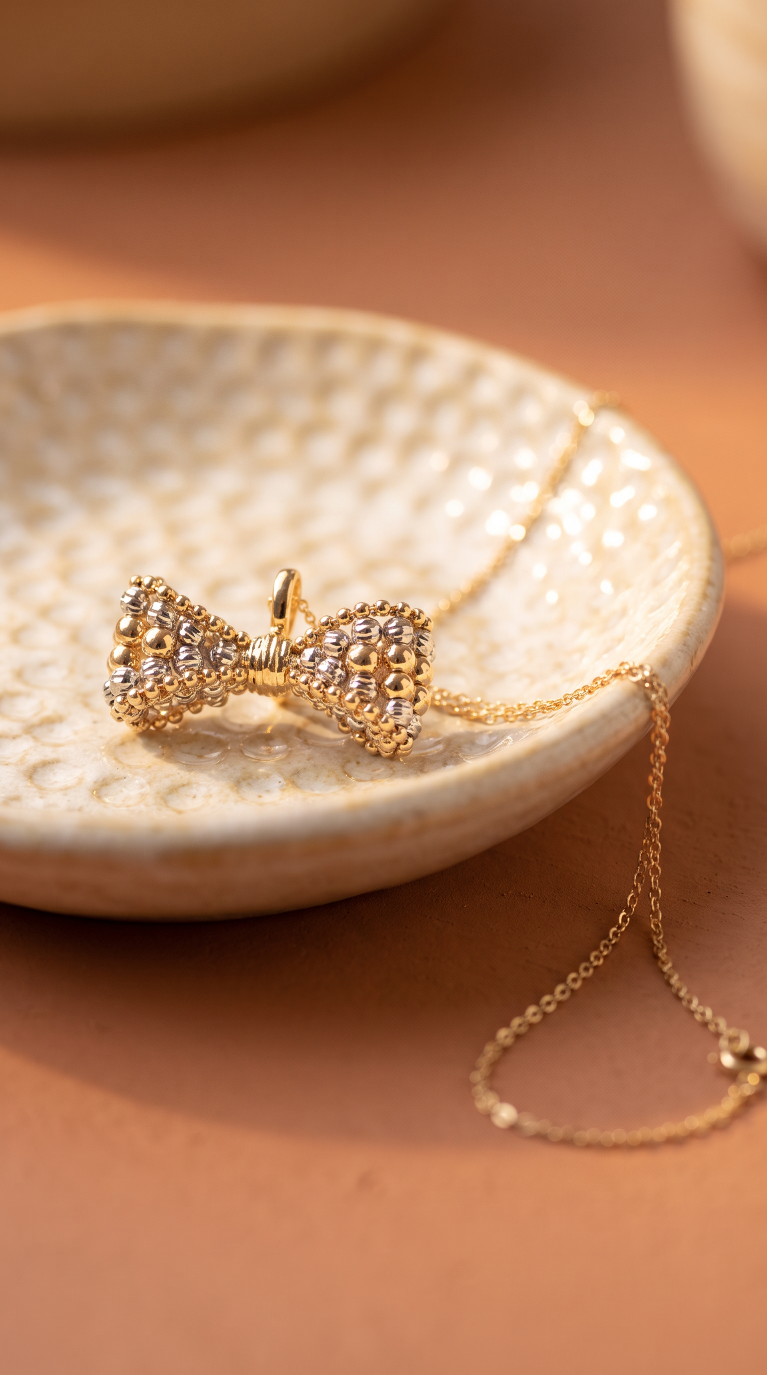 18K Two Tone Gold Bow Chain Necklace