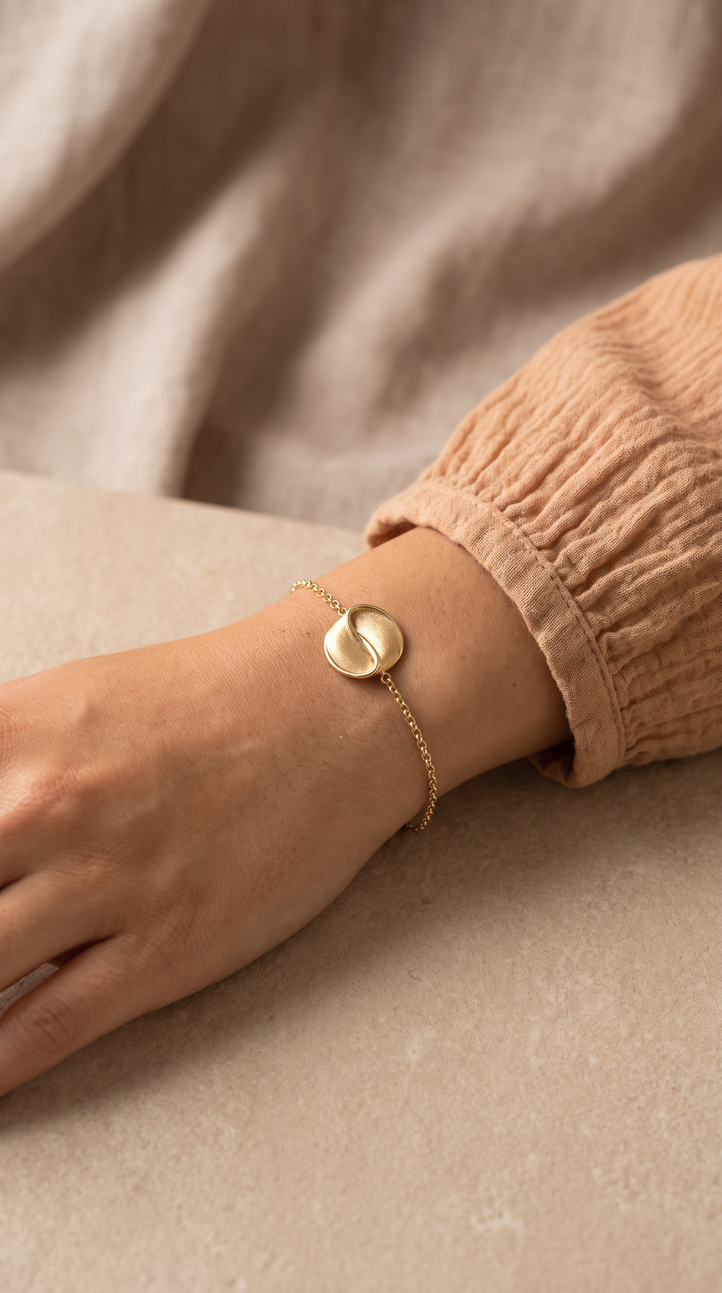 18K Yellow Gold Chain Bracelet