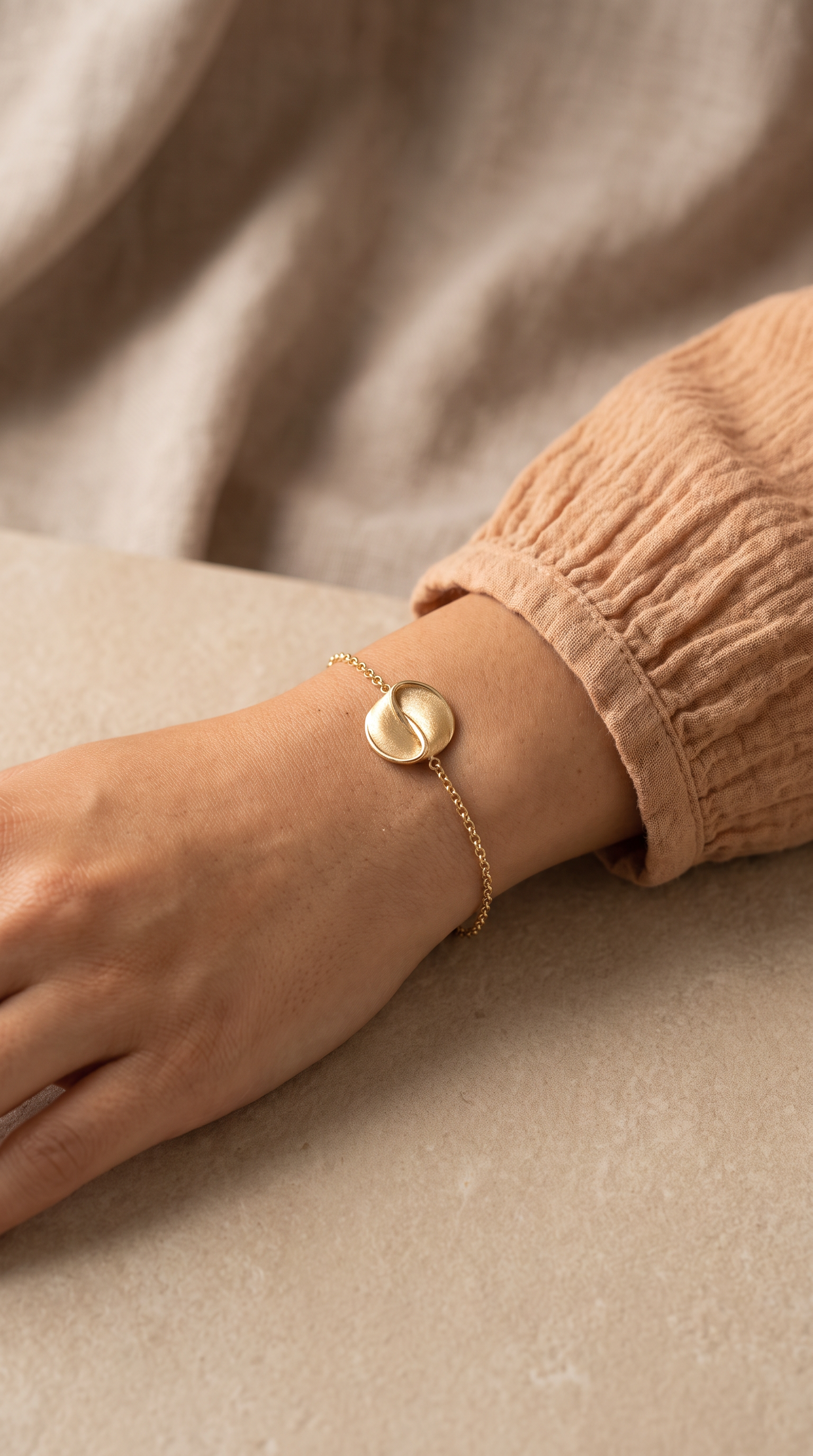 18K Yellow Gold Chain Bracelet