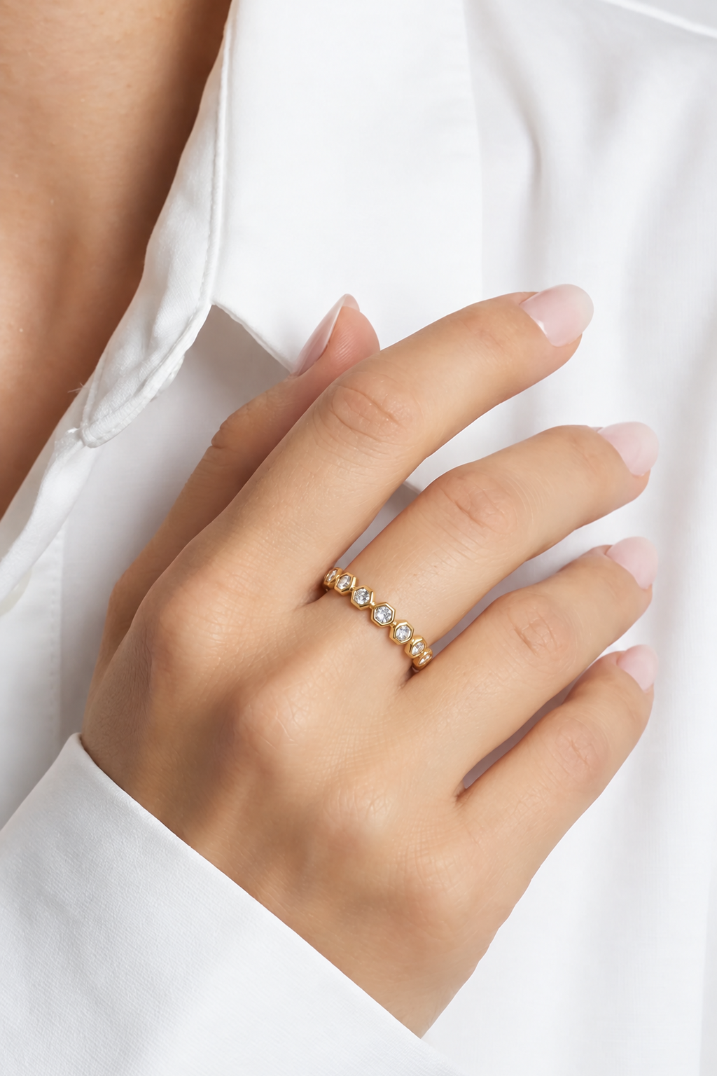 18K Yellow Gold Cubic Zirconia Ring