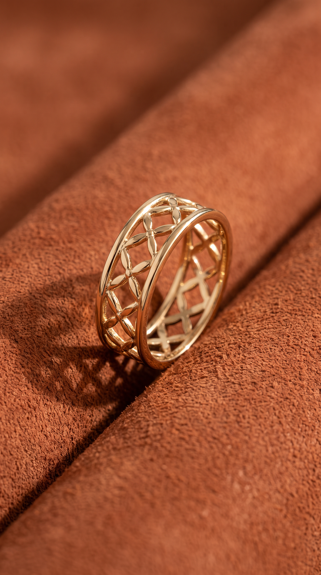 18K Yellow Gold Ring