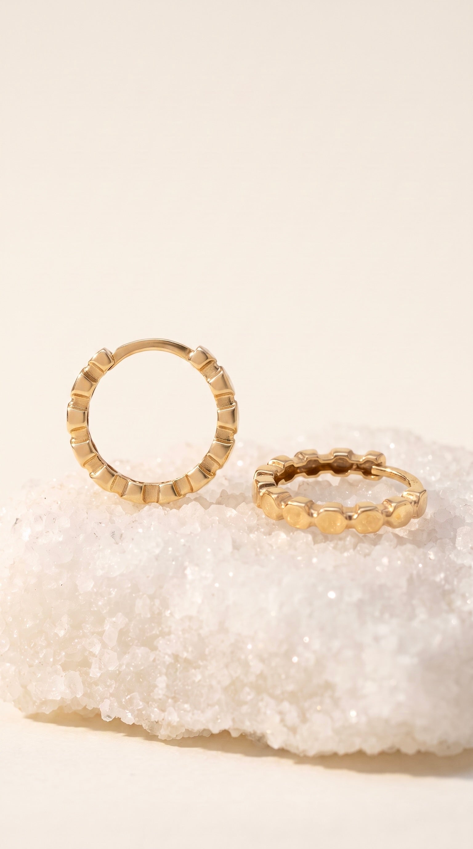 18K Yellow Gold Circle Hoop Earrings