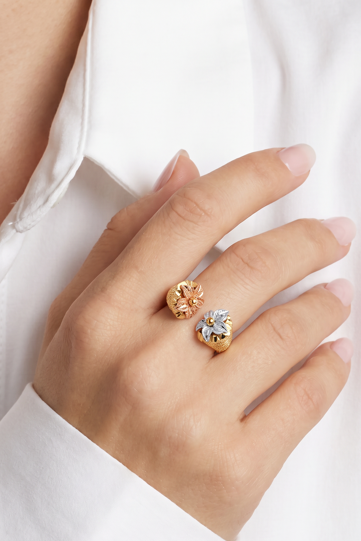 18K Multicolor Gold Ring
