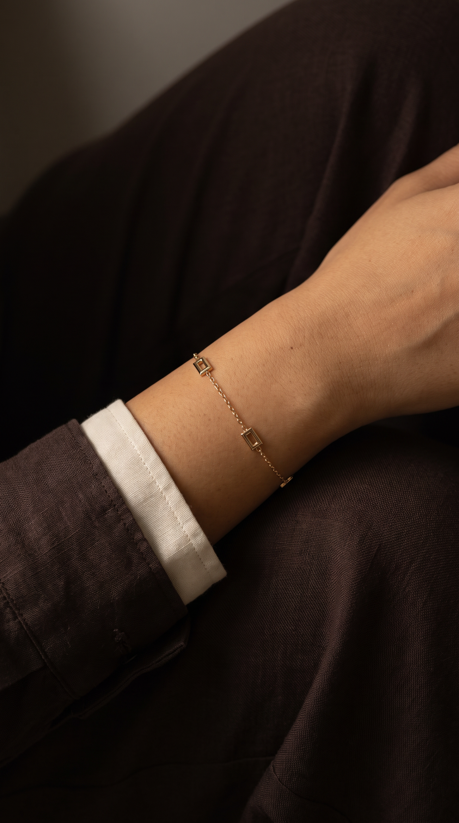 18K Yellow Gold Rectangle Chain Bracelet