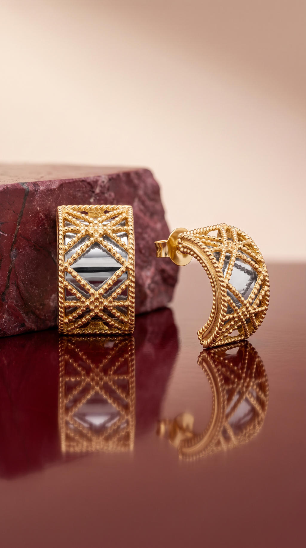 18K Two Tone Gold Earring