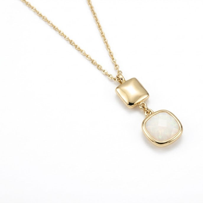 18K Yellow Gold White Onyx Chain Necklace