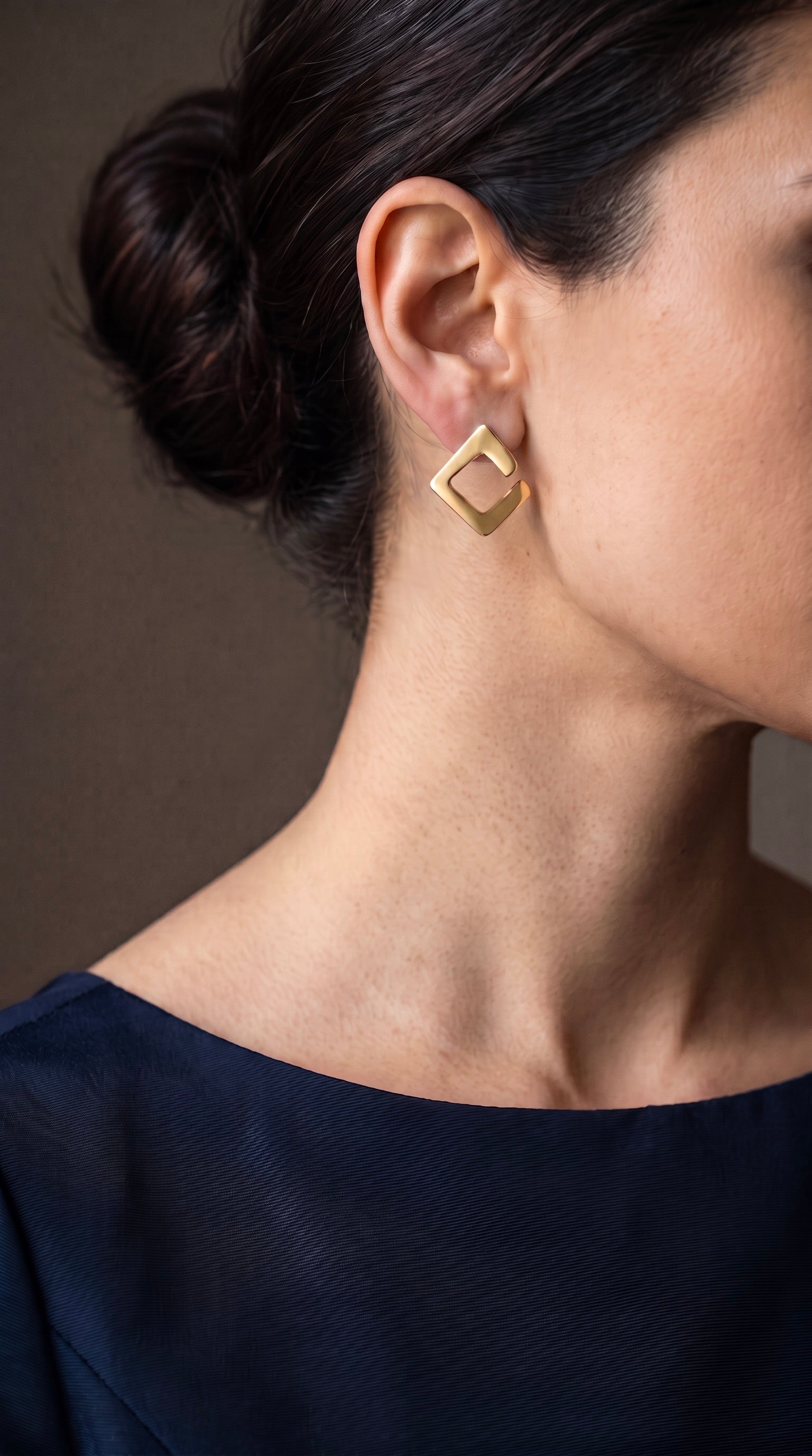 18K Yellow Gold Rhombus Drop Earring