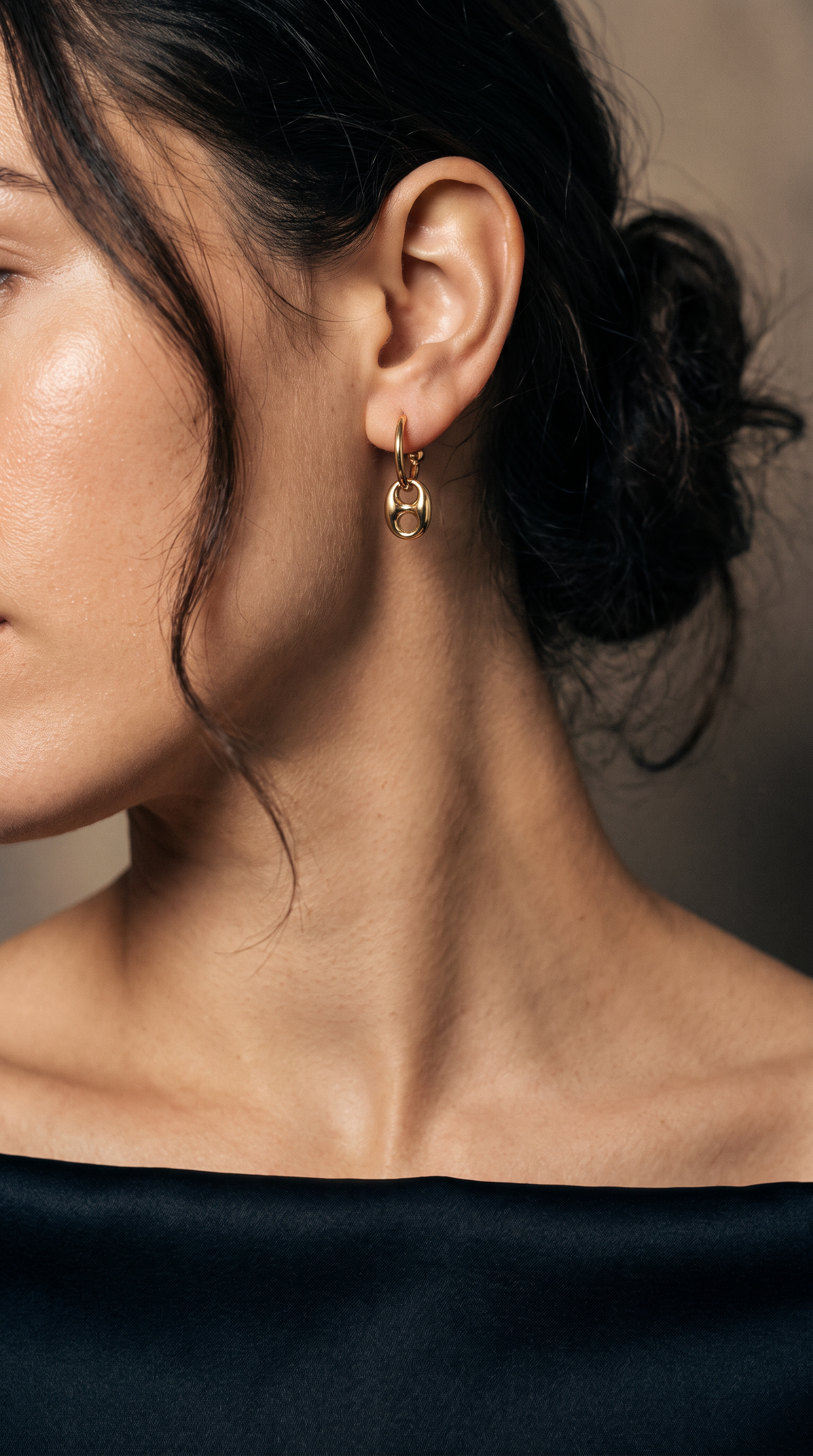 18K Yellow Gold Hoop Earring