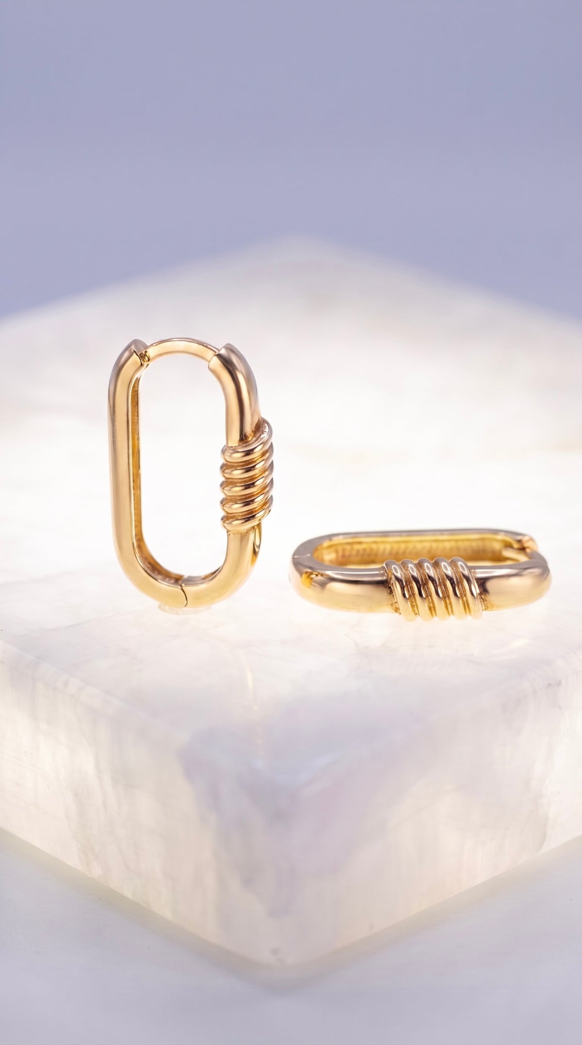 18K Yellow Gold Hoop Earring