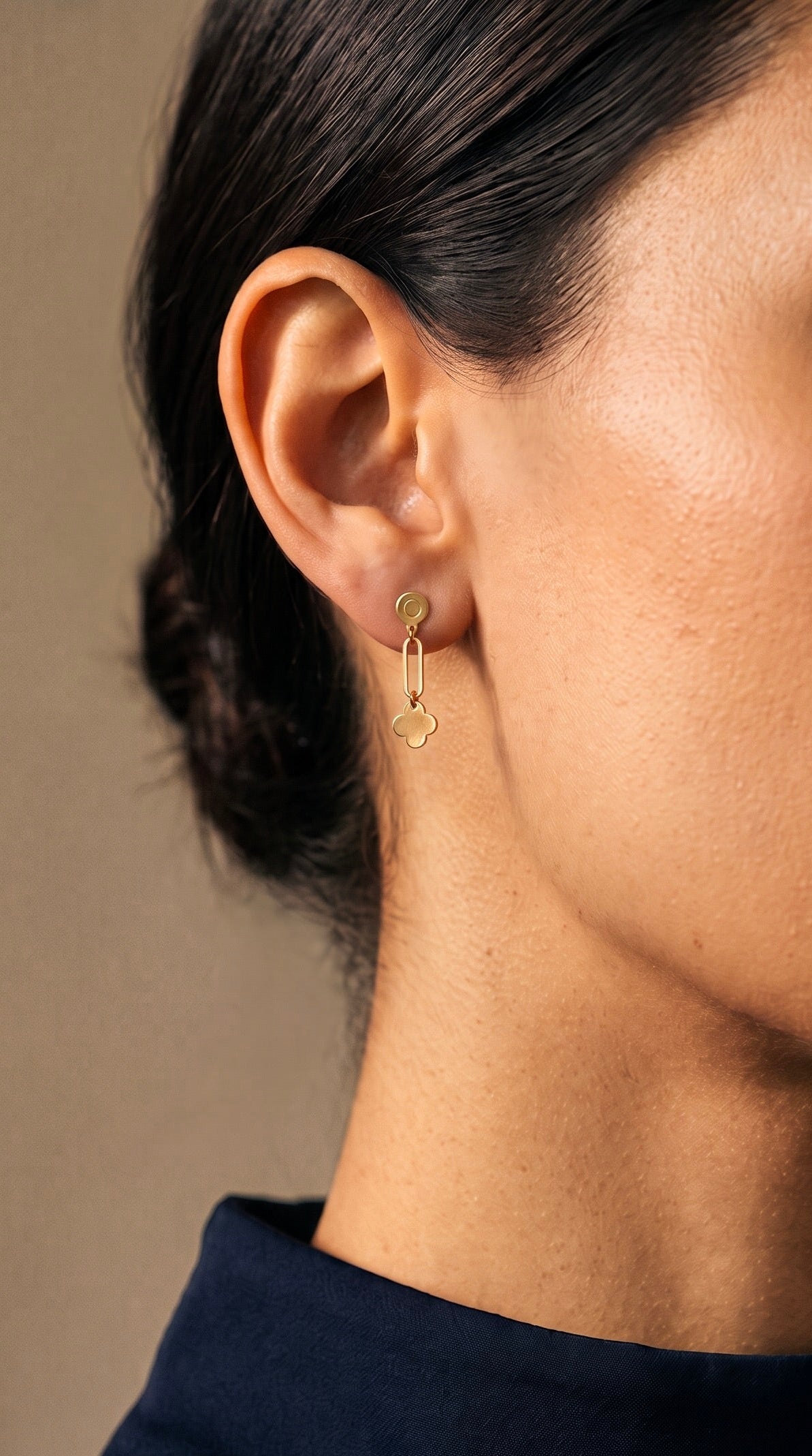 18K Yellow Gold Clover Drop Earring