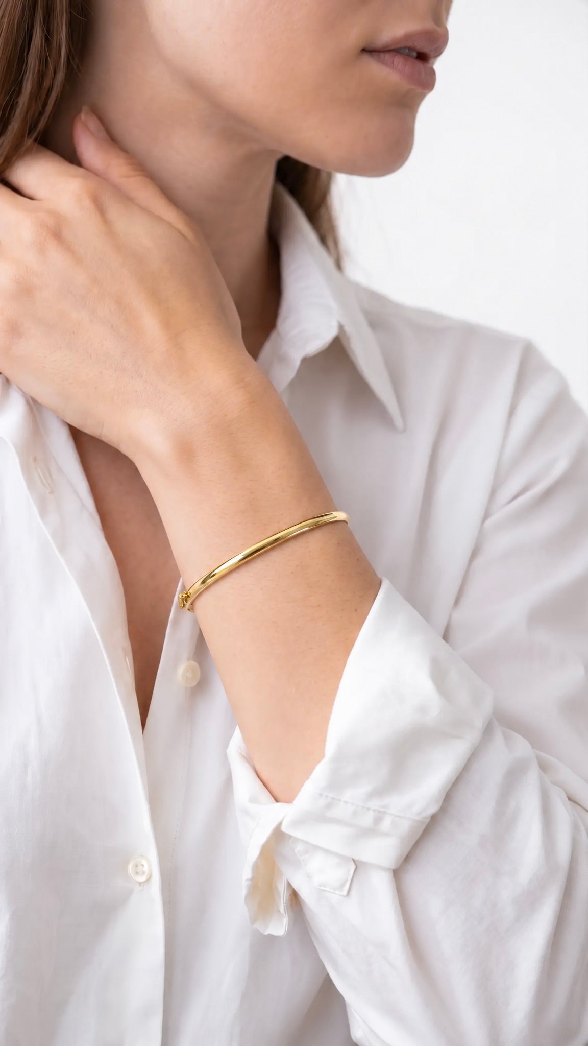 18K Yellow Gold Bangle Bracelet