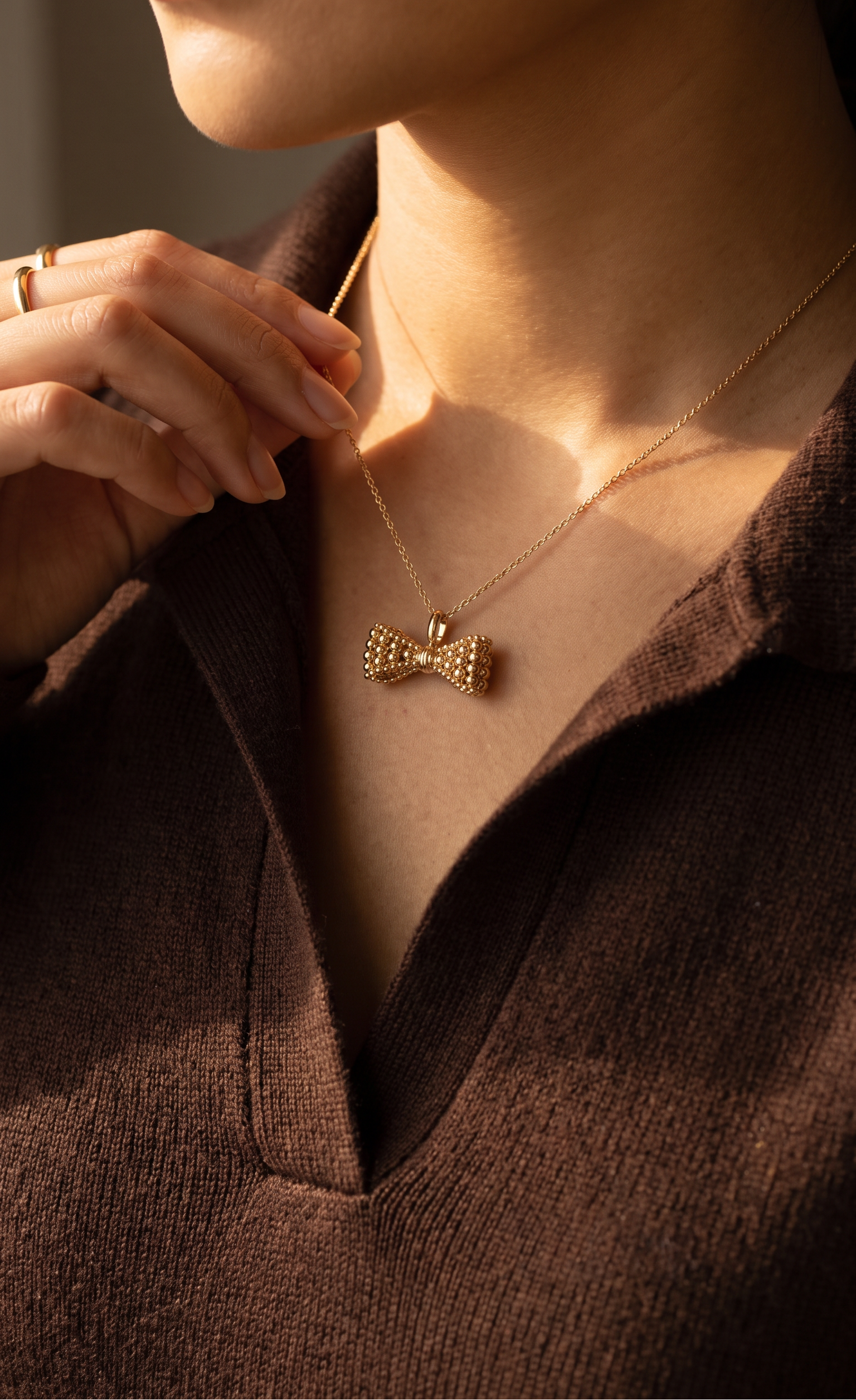 18K Yellow Gold Bow Chain Necklace