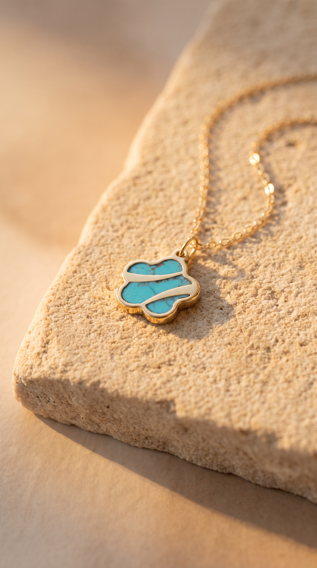 18K Yellow Gold Turquoise Gemstone Chain Necklace
