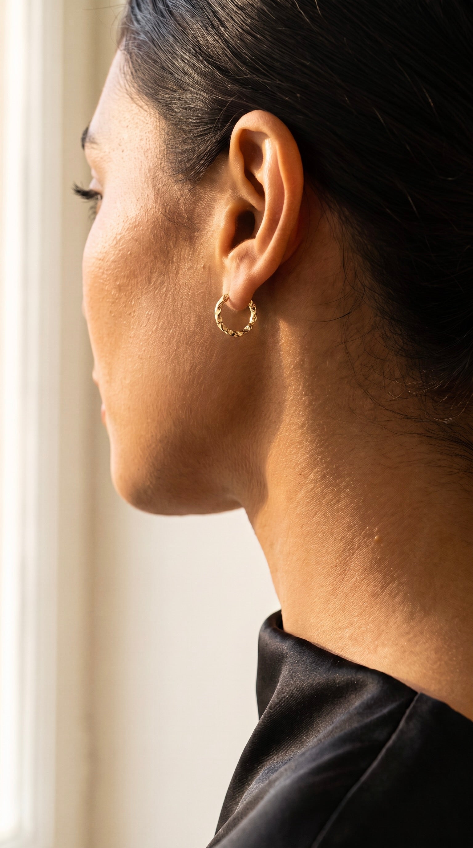 18K Yellow Gold Circle Hoop Earrings