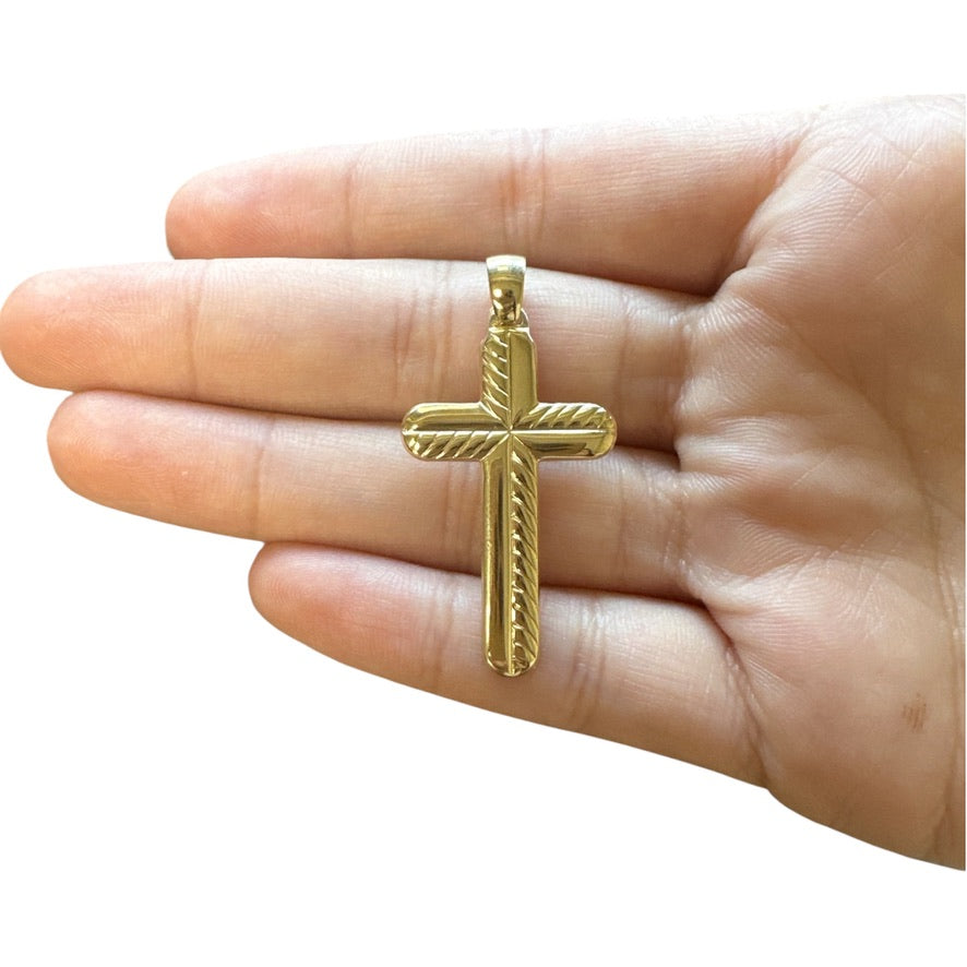 18k Yellow Gold Cross Pendant