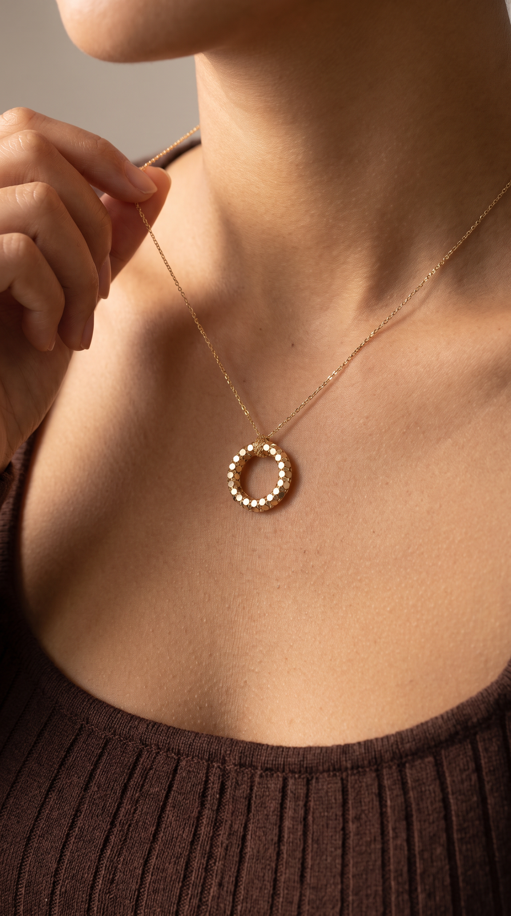 18K Yellow Gold Circle Chain Necklace