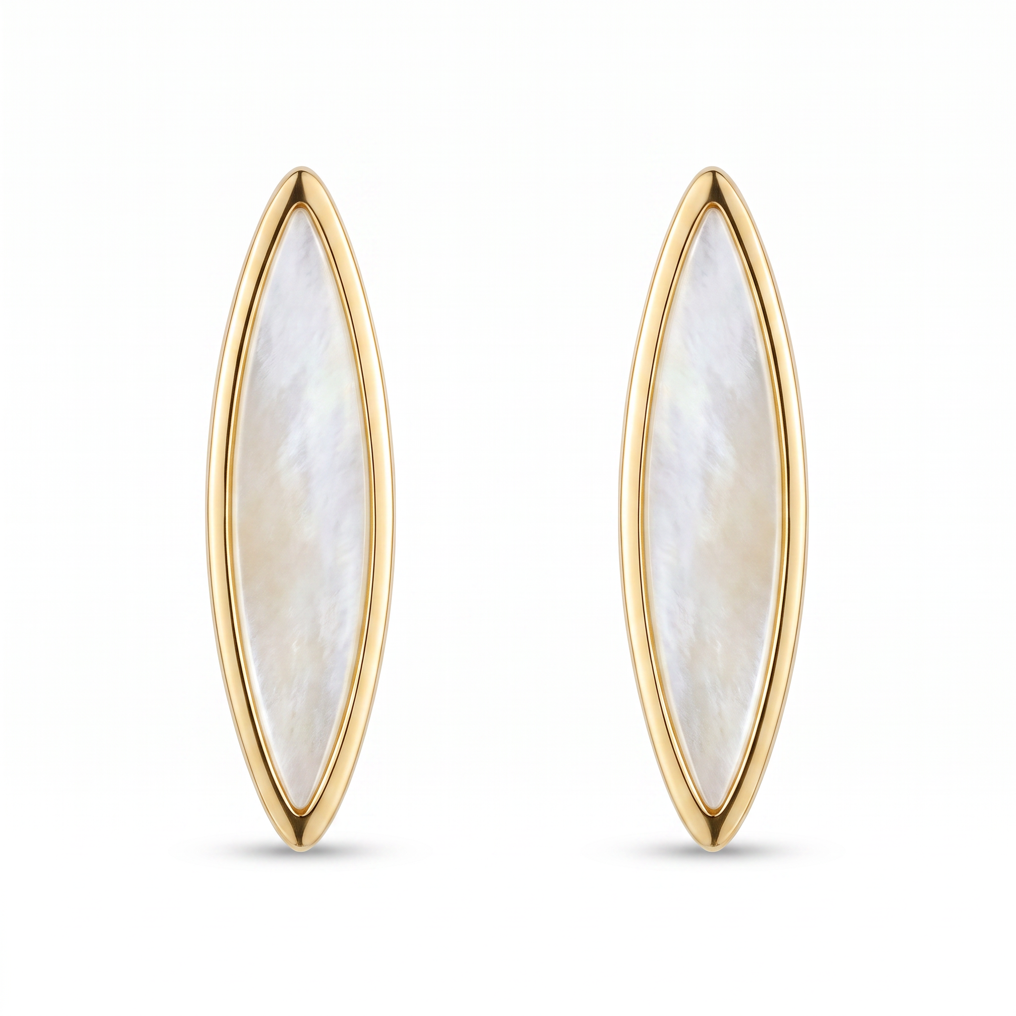 18K Yellow Gold Mother Of Pearl Stud Earring
