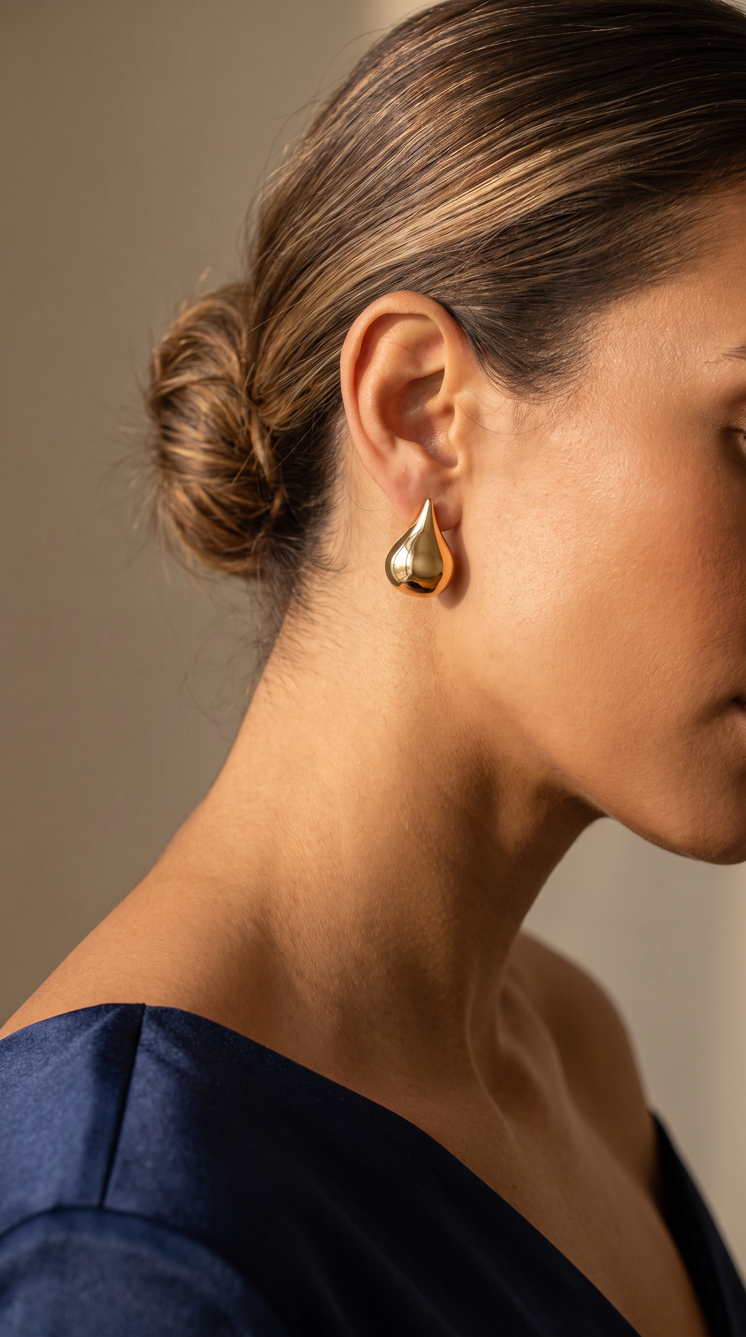 18K Yellow Gold Stud Earring
