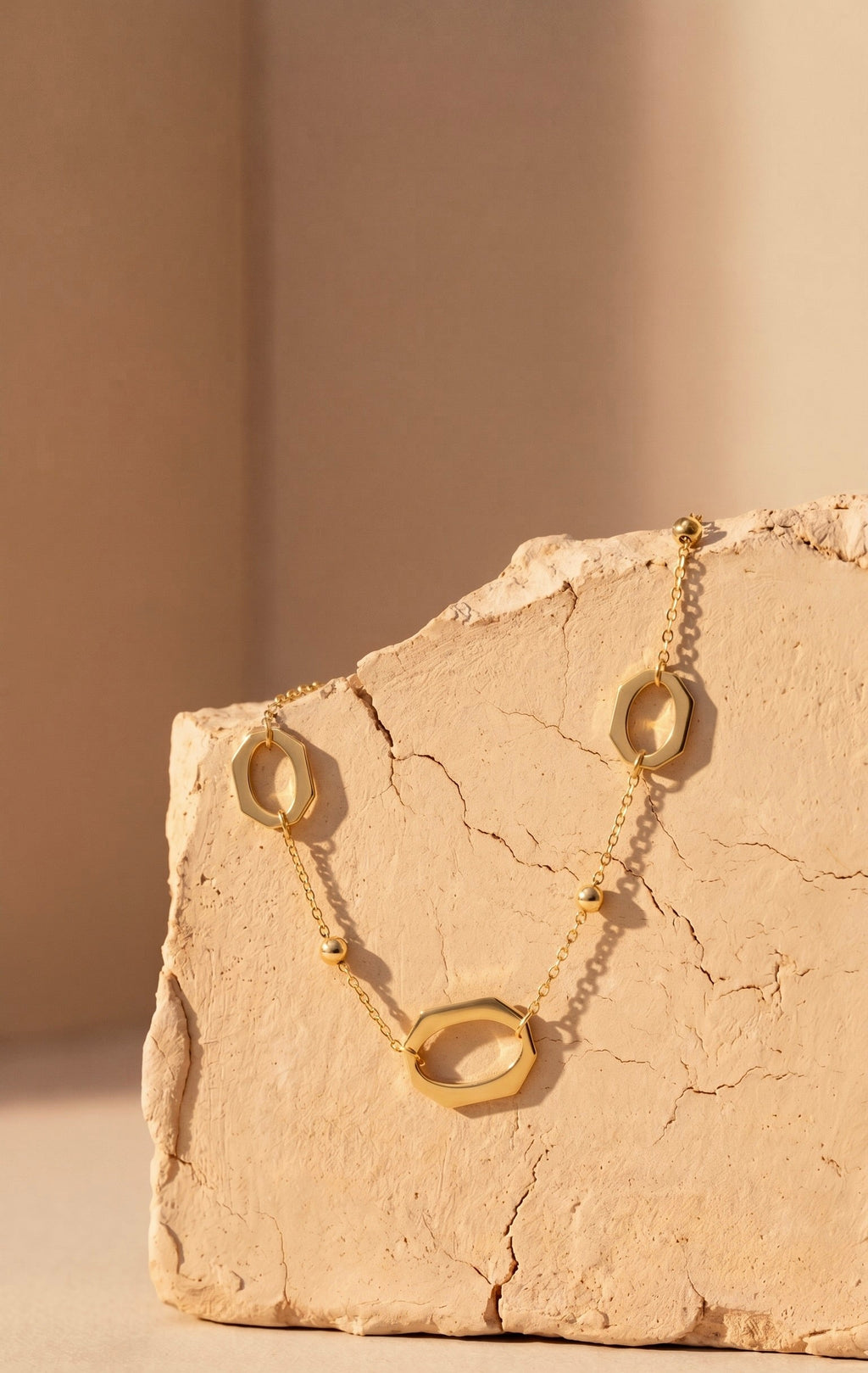 18K Yellow Gold Hexagon Chain Bracelet