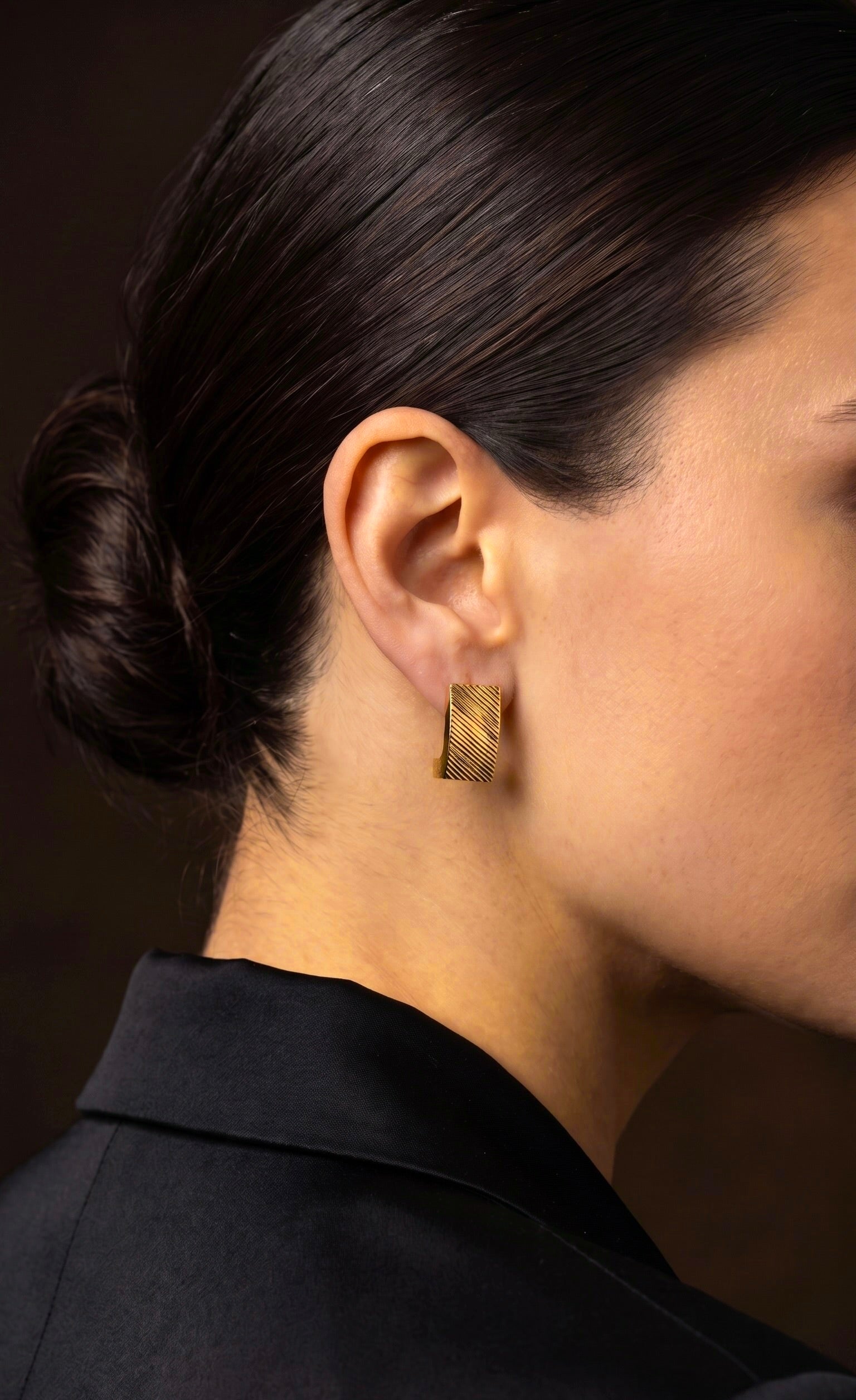 18K Yellow Gold Stud Earring