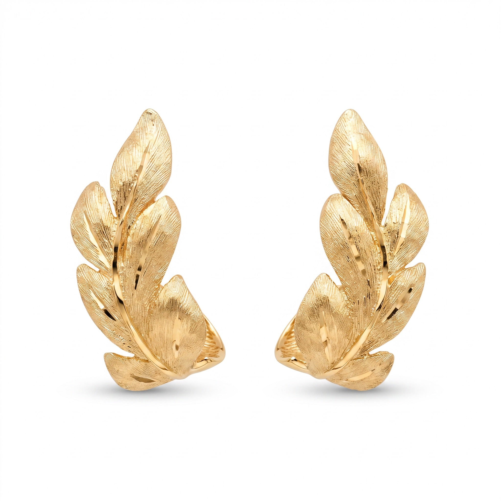 18K Yellow Gold Leaf Stud Earring