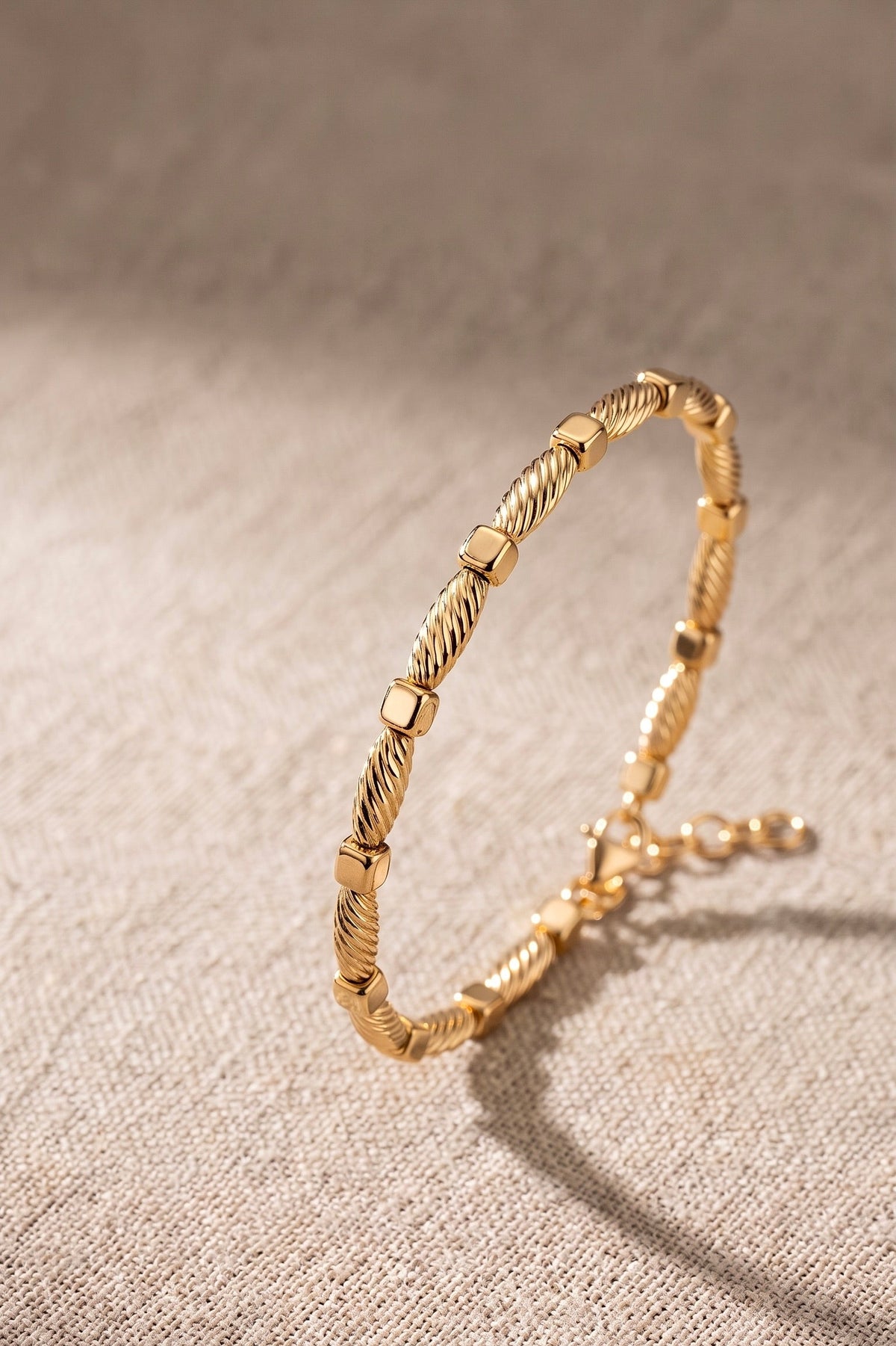 18K Yellow Gold Bead Bangle Bracelet