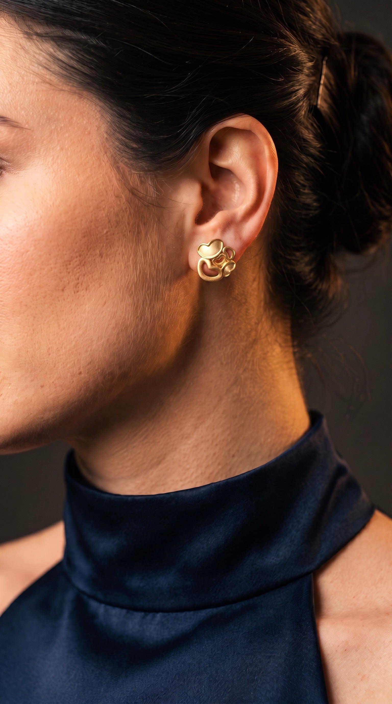 18K Yellow Gold Stud Earring