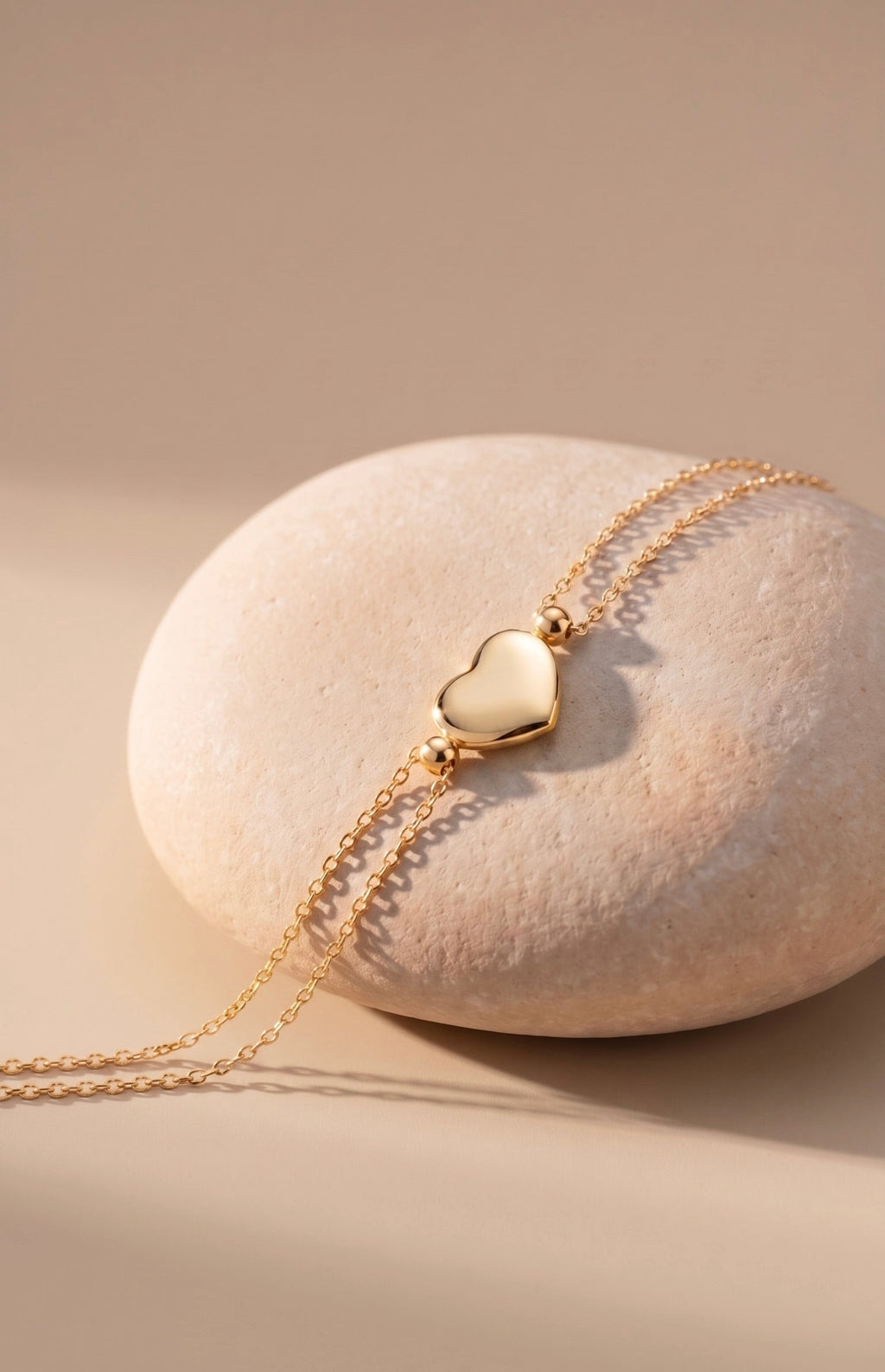 18K Yellow Gold Heart Chain Bracelet