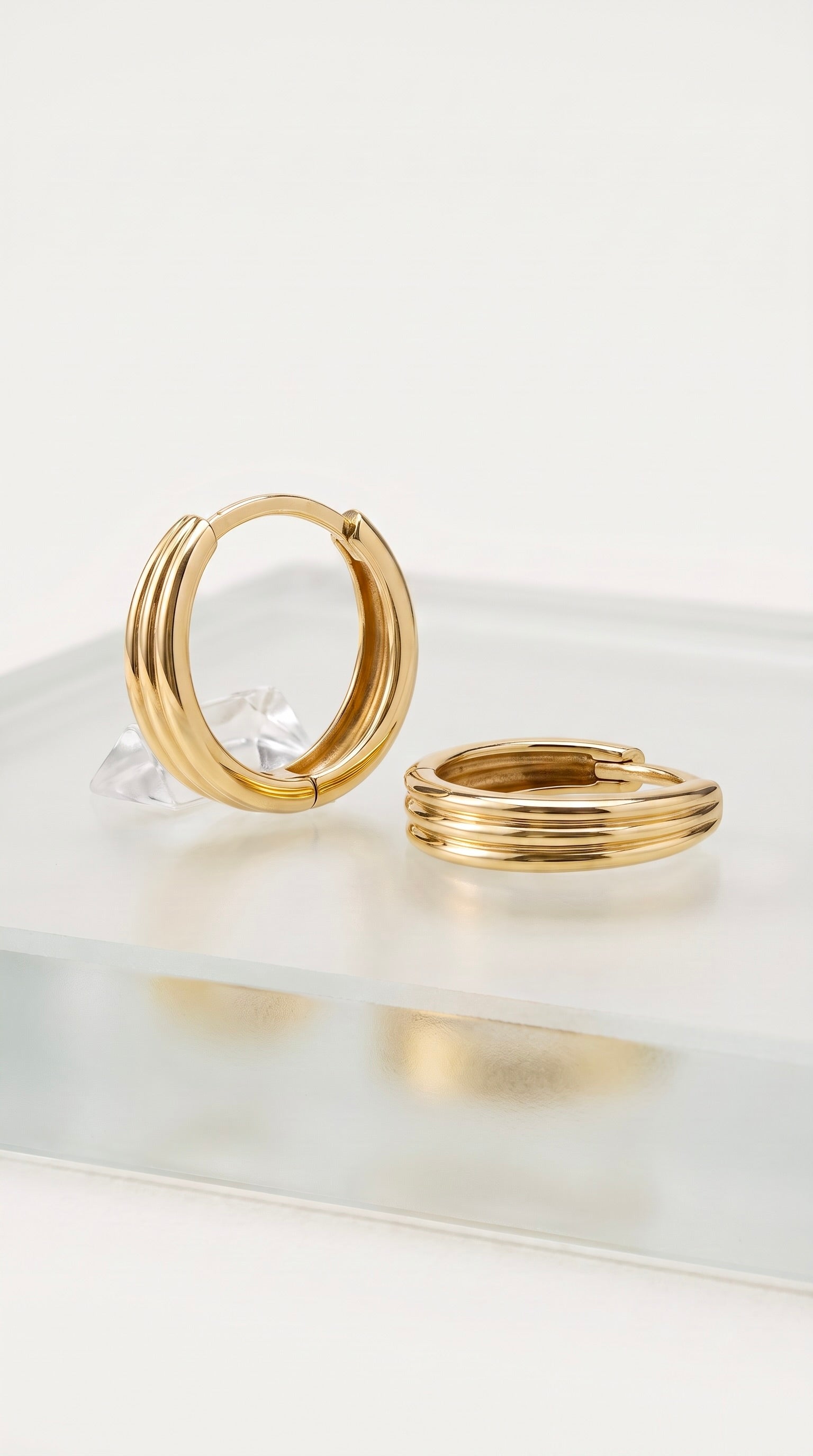 18K Yellow Gold Circle Hoop Earring