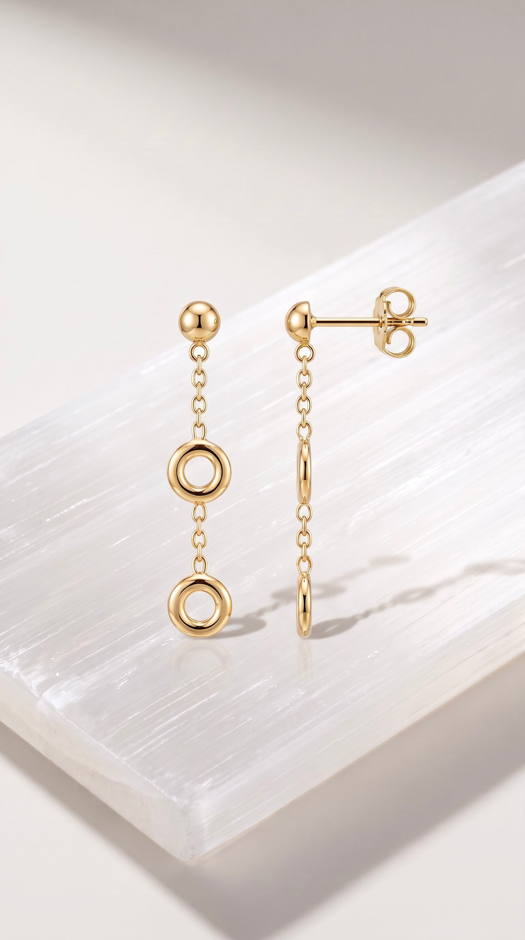 18K Yellow Gold Circle Dangle Earrings