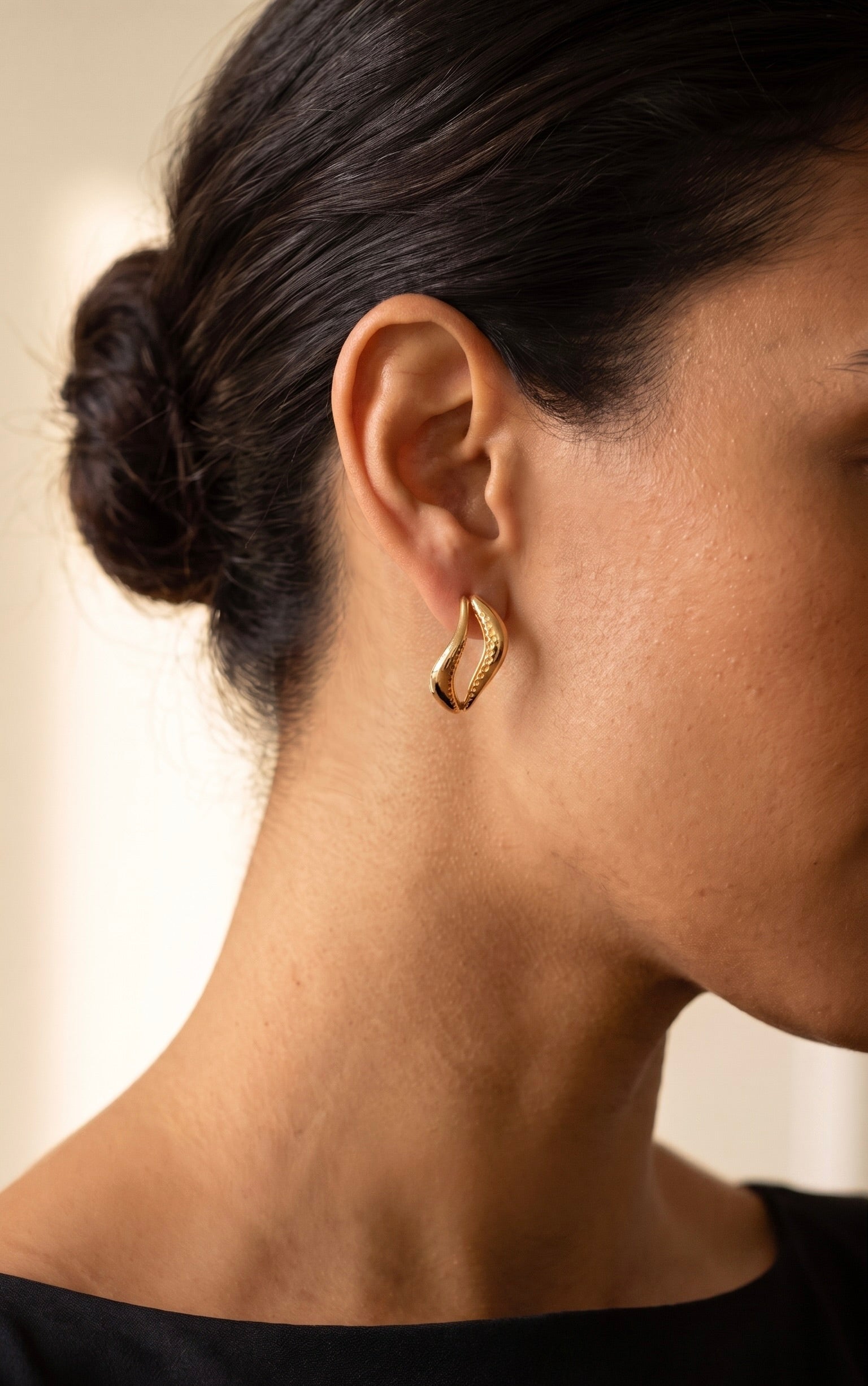 18K Yellow Gold Drop Earring