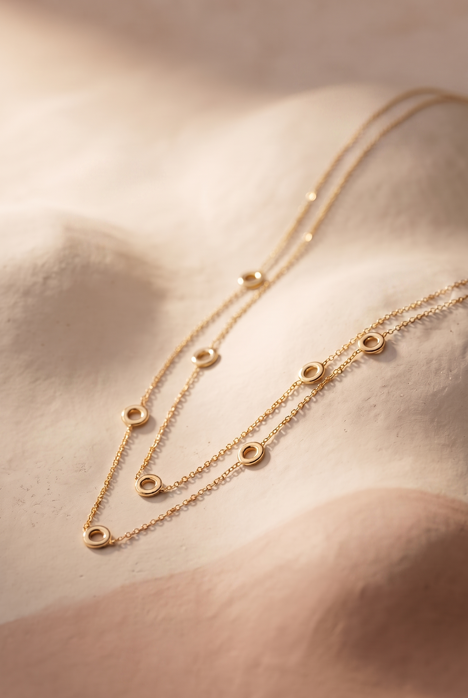 18K Yellow Gold Circle Double Chain Necklace