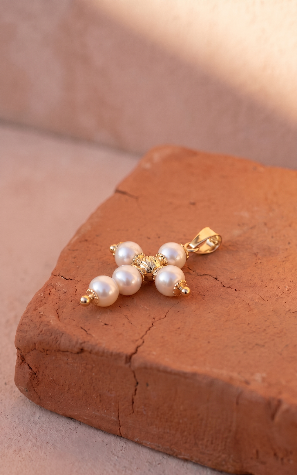 18K Yellow Gold Pearl Cross Pendant