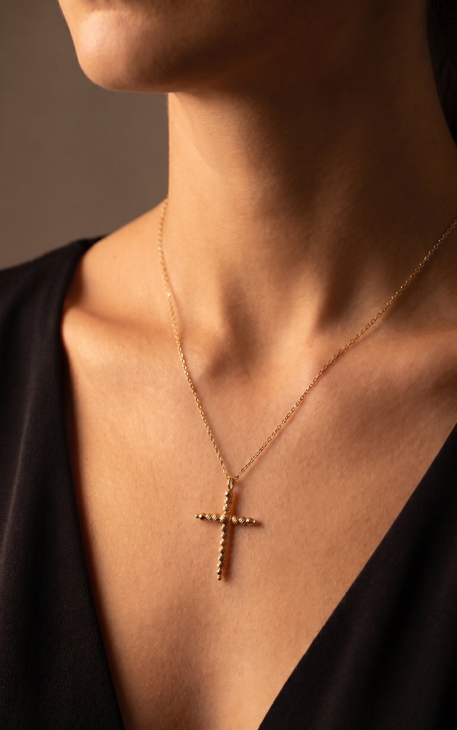 18K Yellow Gold Cross Necklace