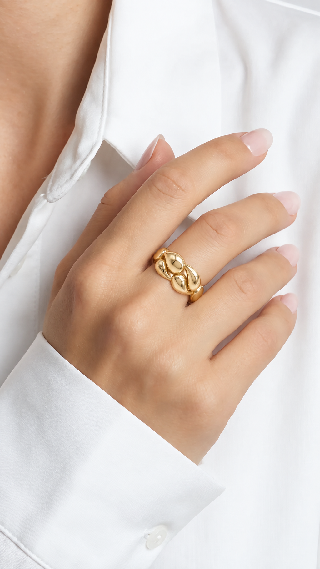 18K Yellow Gold Ring