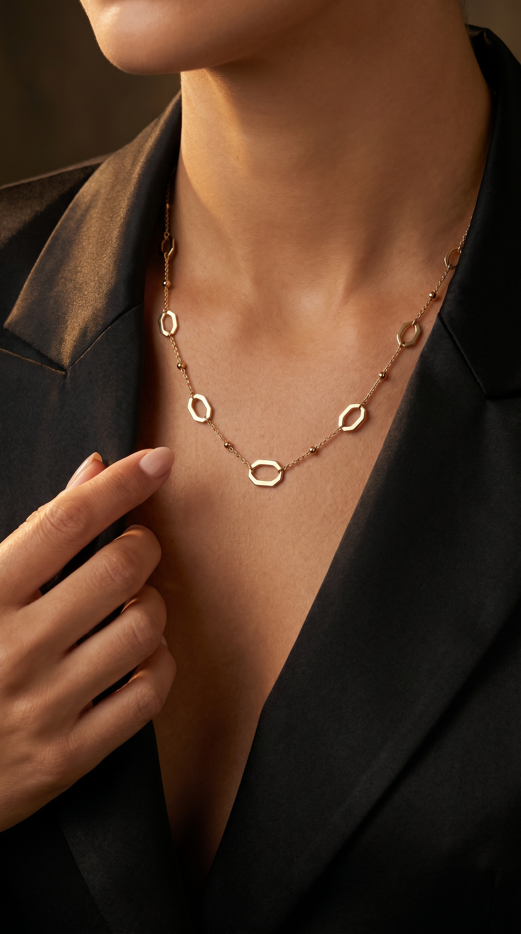 18K Yellow Gold Hexagon Chain Necklace