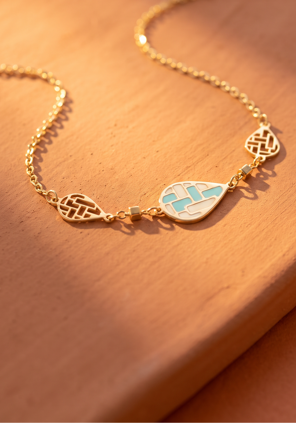 18K Yellow Gold Blue & White Enamel Teardrop Chain Bracelet