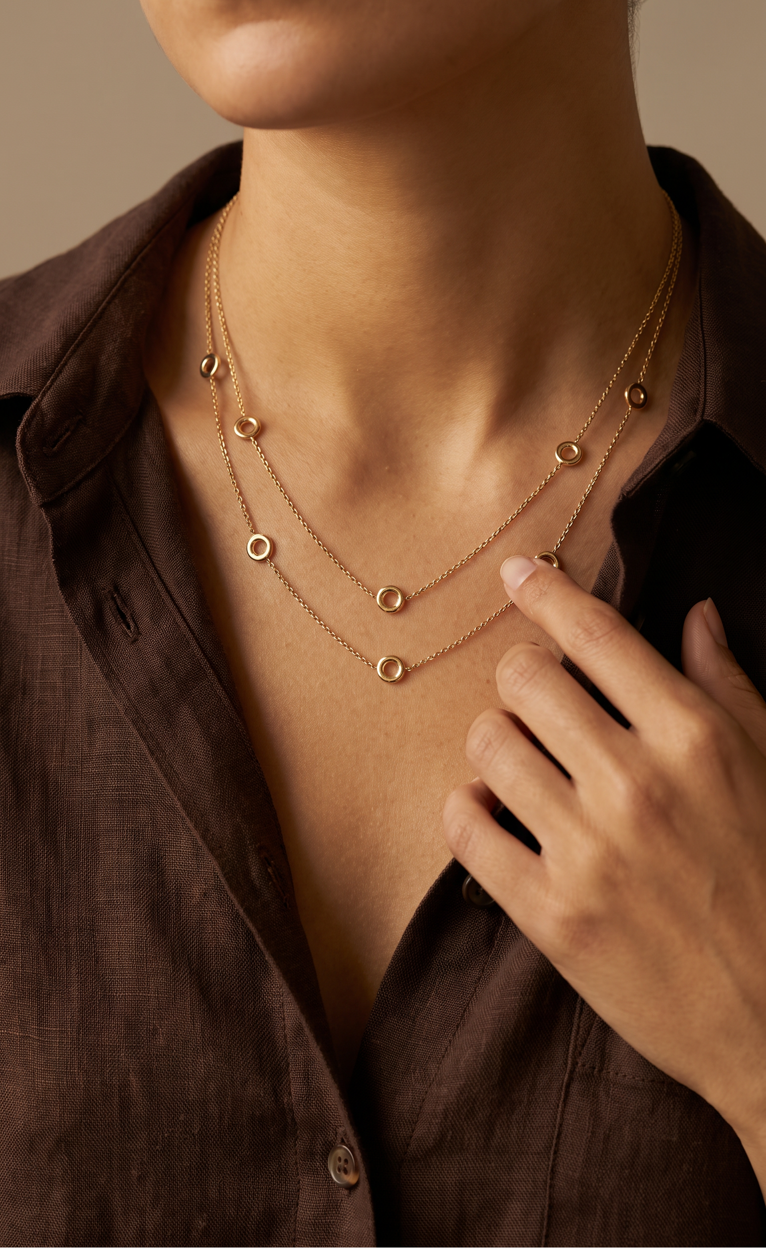 18K Yellow Gold Circle Double Chain Necklace