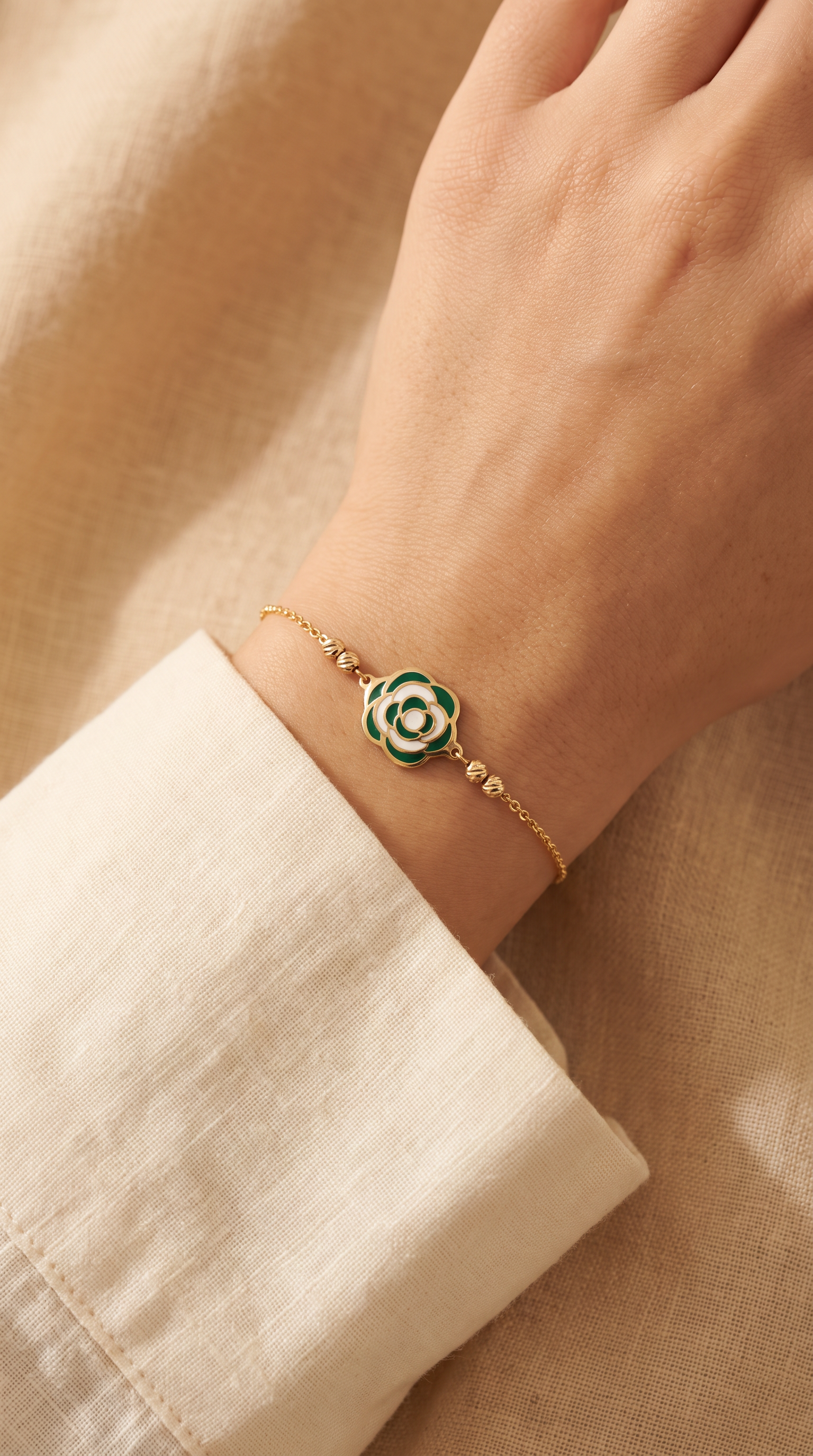 18K Yellow Gold Green & White Enamel Rose Chain Bracelet