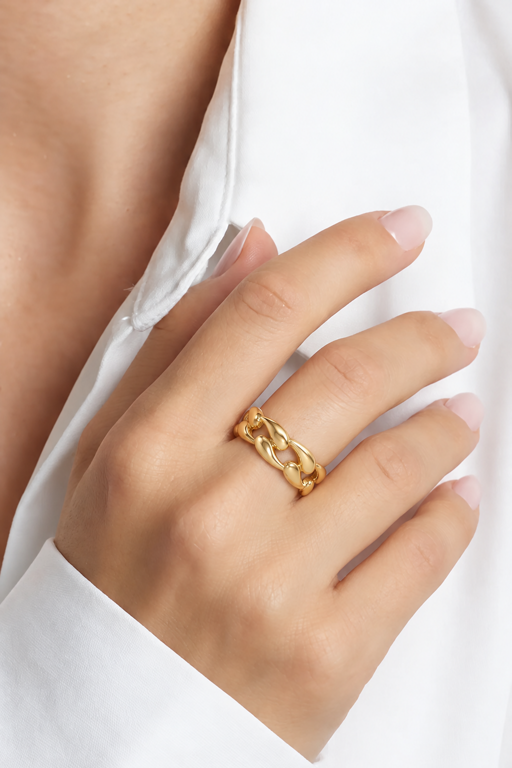 18K Yellow Gold Chain Link Ring
